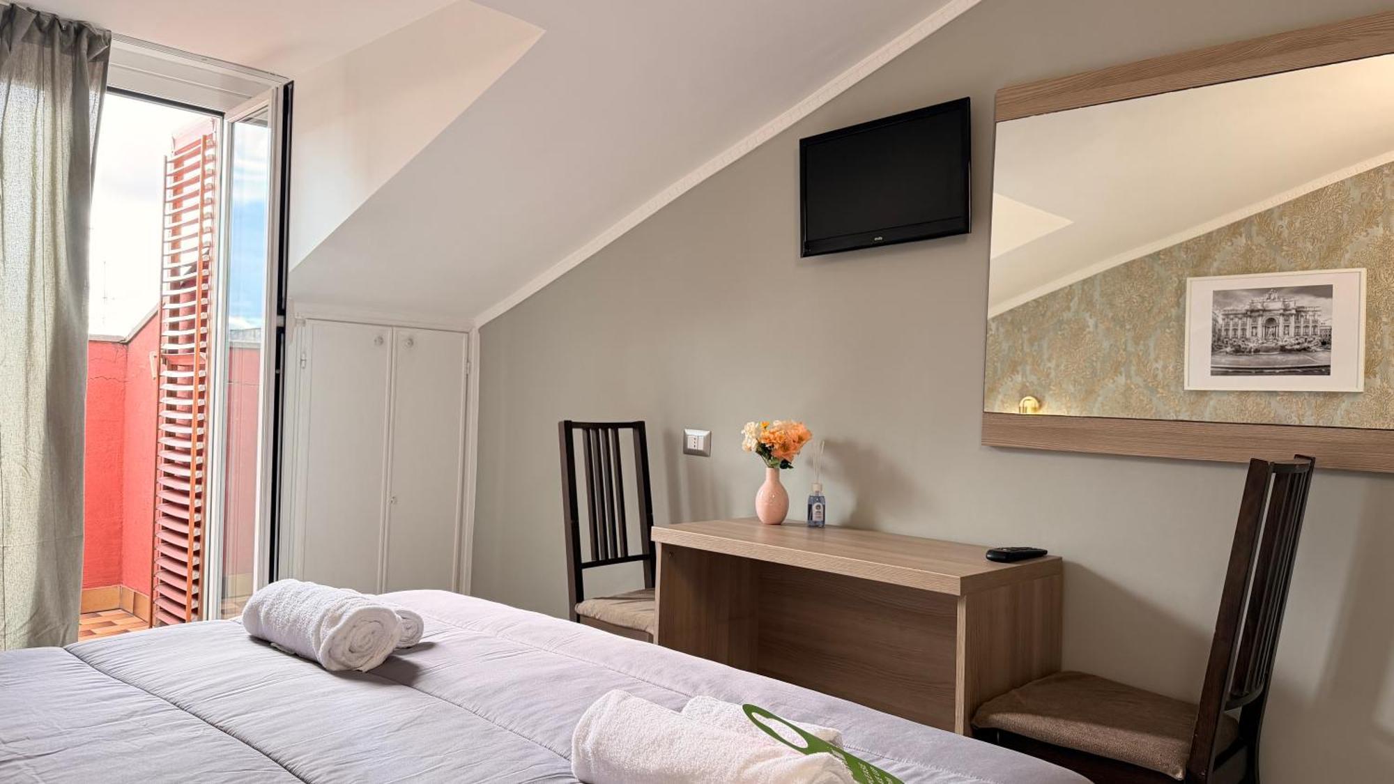 Double or Twin Room Balcony