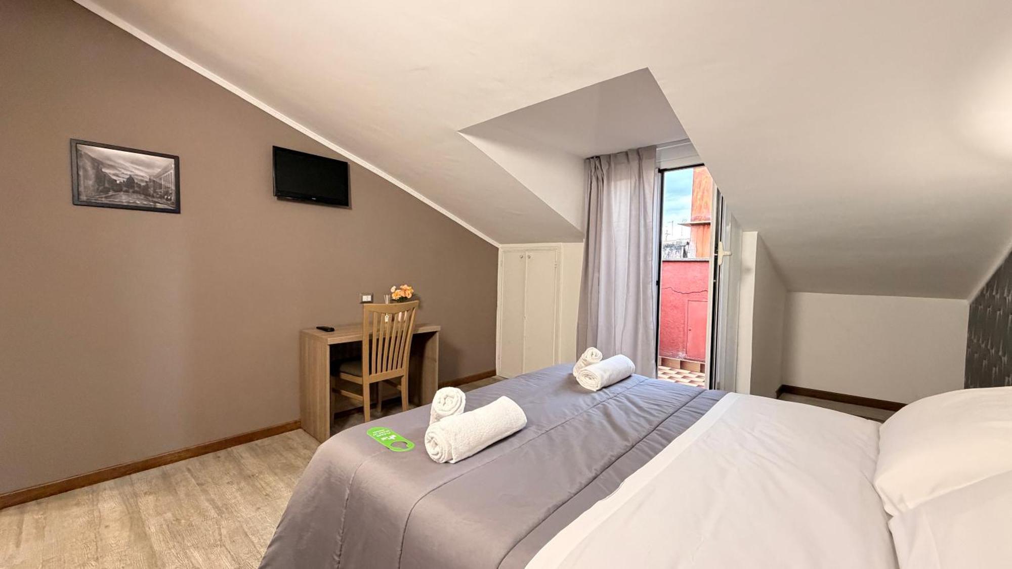 Double or Twin Room Balcony