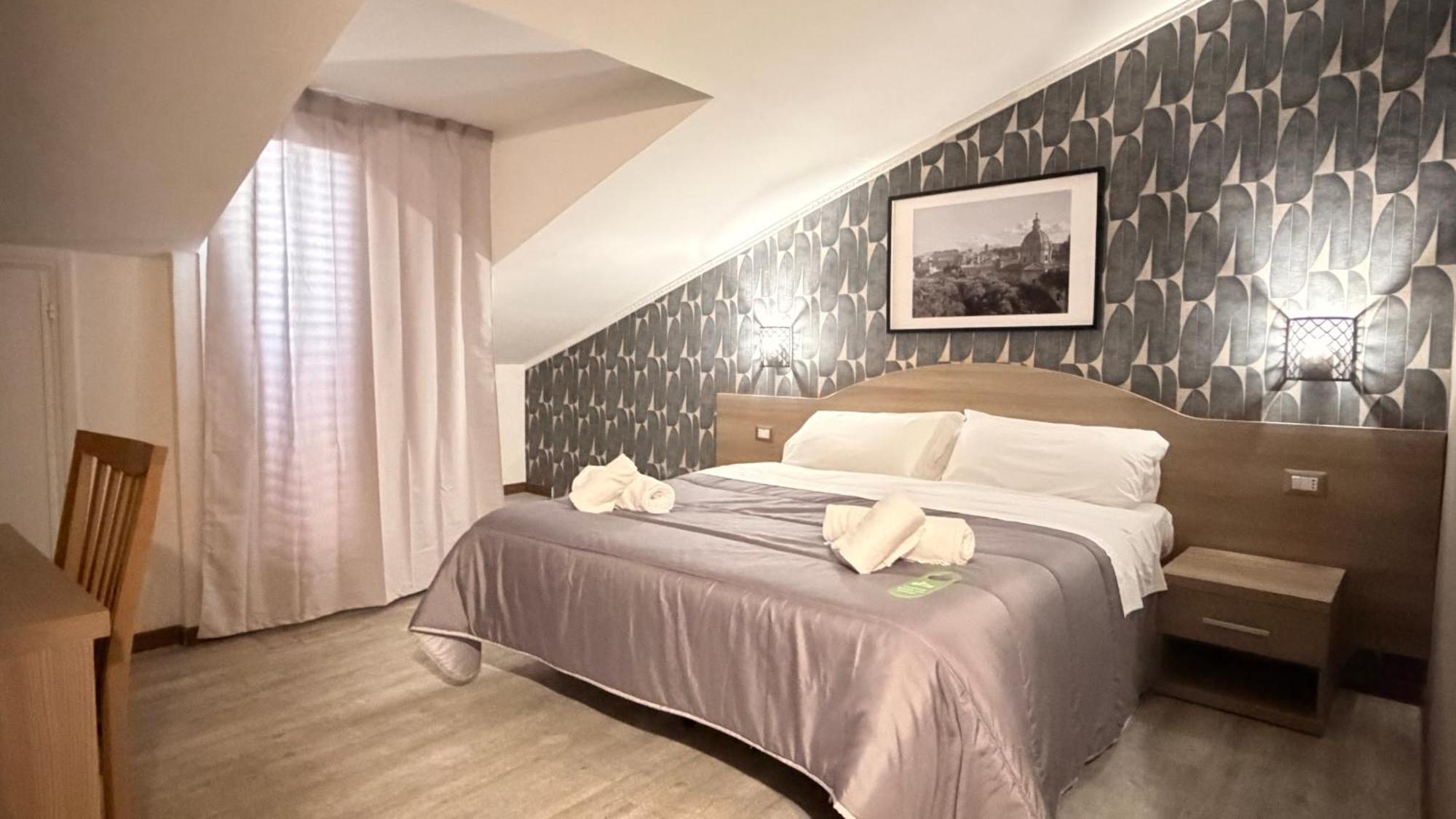 Double or Twin Room Balcony