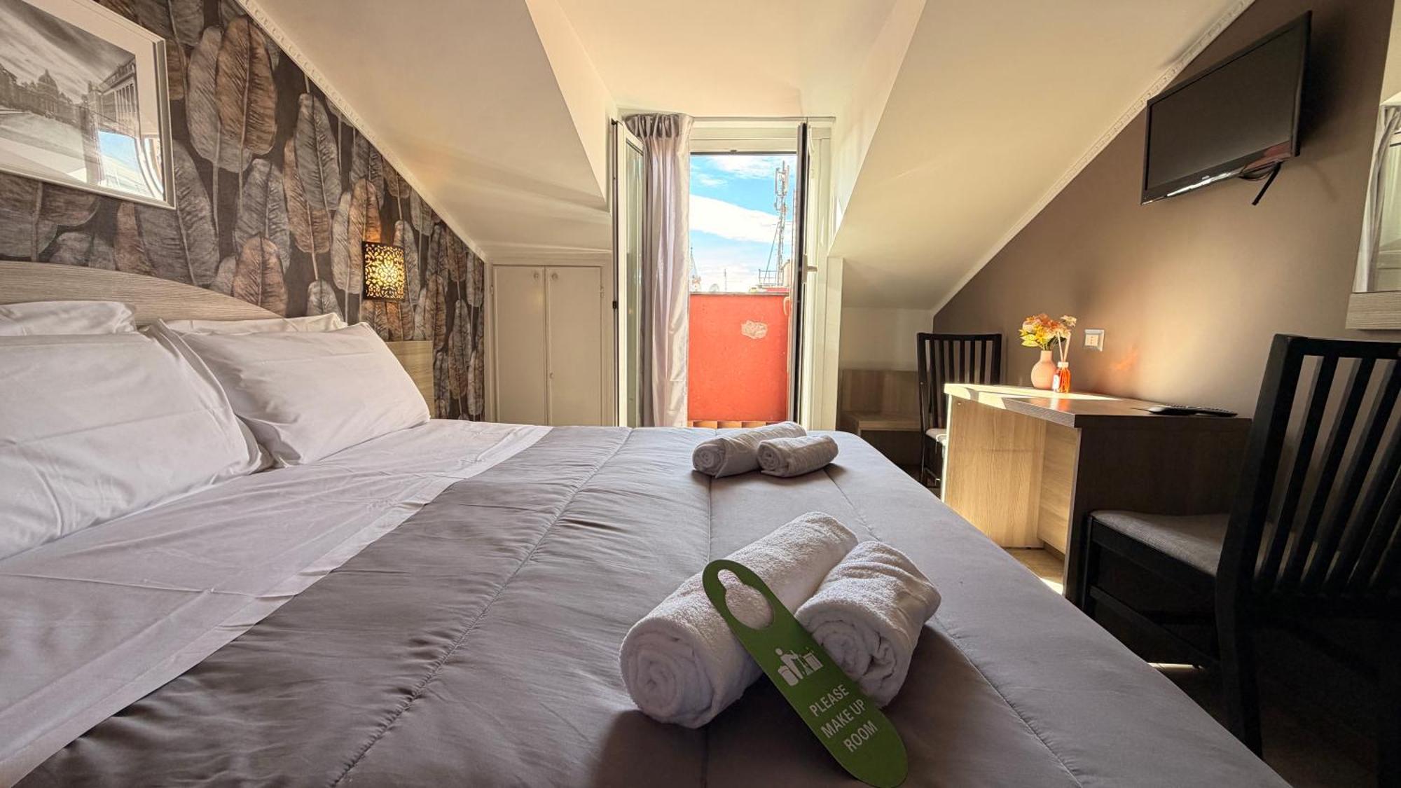 Double or Twin Room Balcony